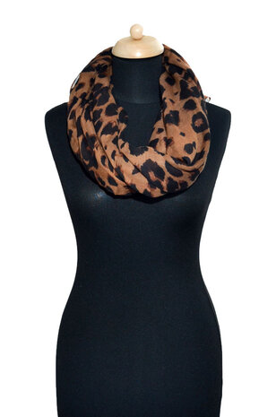 Dark roast leopard scarf